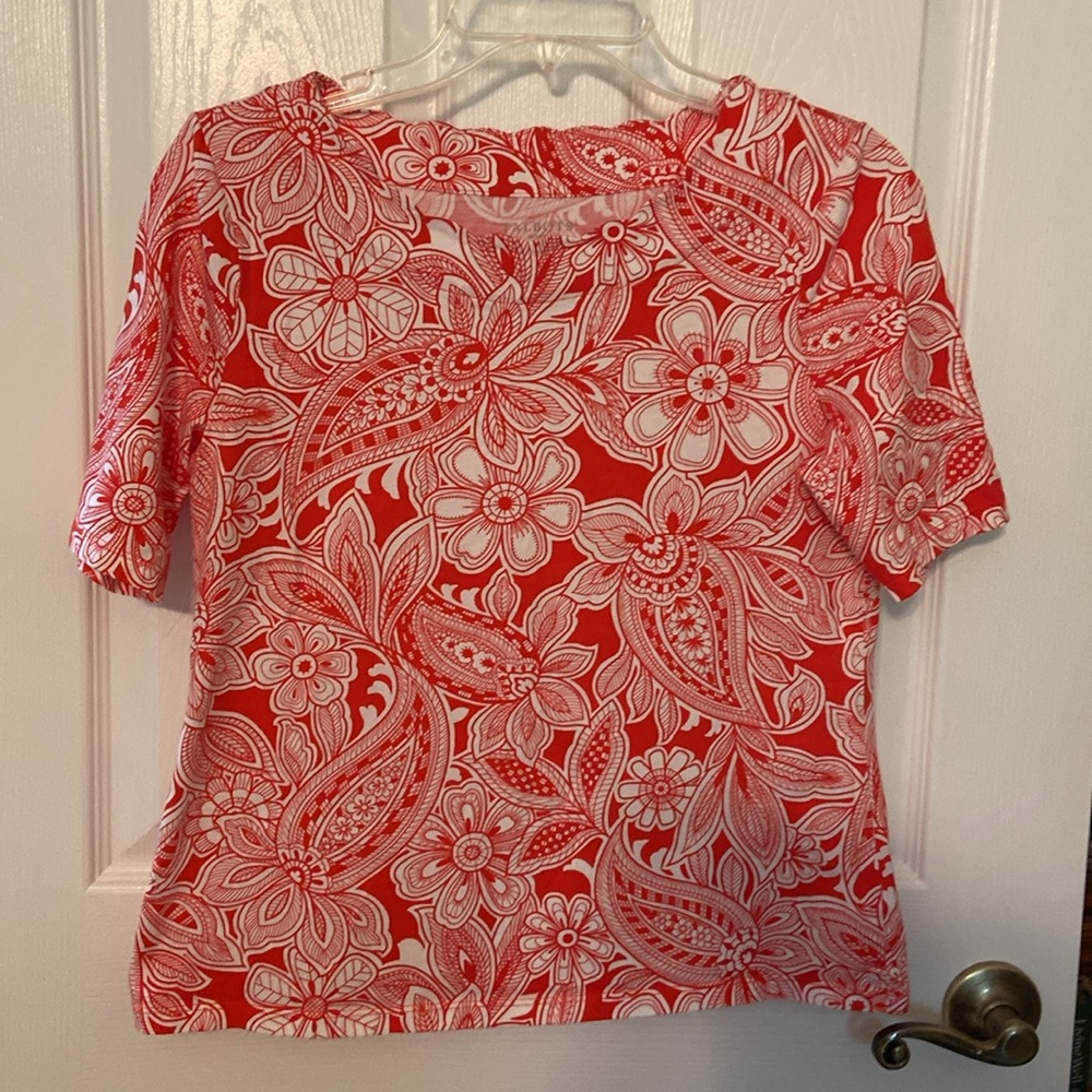 Scalloped Neck Talbots tee